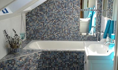 Servicebil HH Bygg & Kakel Örebro